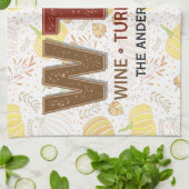 Funny WTF Wine Turkey Family Thanksgiving Geschirrtuch (Gefaltet)