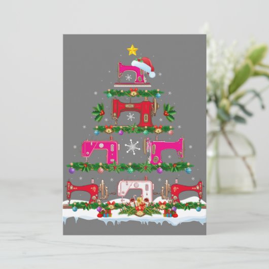 Funny Xmas Lighting Sewing Machine Christmas Tree Einladung (Stehend Vorderseite)