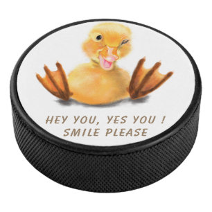 Funny Yellow Duck Playful Wink Happy Lächeln Cart Eishockey Puck