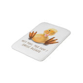 Funny Yellow Duck Playful Wink Happy Lächeln Carto Badematte (Schrägansicht)