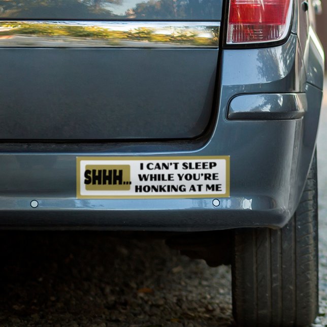 Funny Yellow Sleep Dangerous Driving Phrase Autoaufkleber (Von Creator hochgeladen)