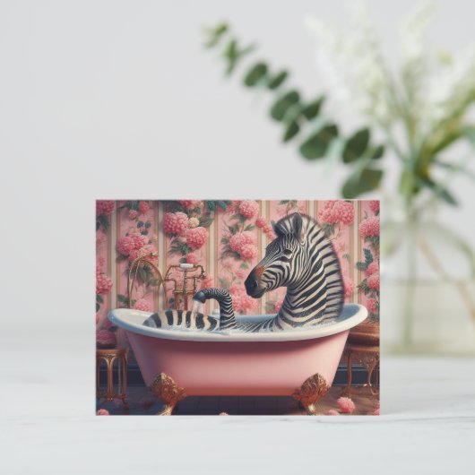 Funny Zebra in einer Badewanne Rosa Blumenbad Postkarte (Stehend Vorderseite)