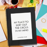 Funny Zitat für beschäftigte Leute zu tun, um Note Notizblock<br><div class="desc">Einfaches Checkliste-Notizbuch für Notizen,  Aufgabenlisten und mehr mit einem lustigen Cover-Zitat - My Place To Sort Out The Circus In My Mind</div>
