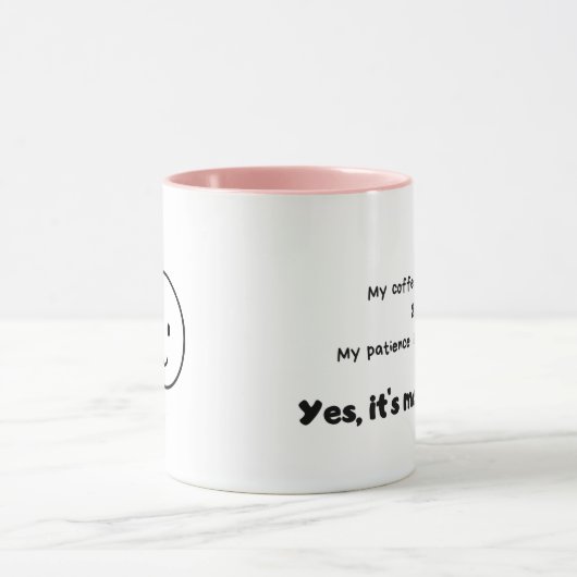 Funny zitiert Mamas Tasse (Zentrum)