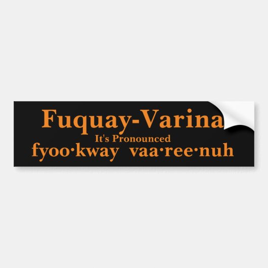 Fuquay-Varina Es ist... Autoaufkleber (Vorne)