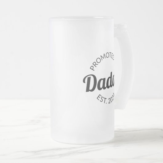 Für Daddy Est befördert. 2024 I Mattglas Bierglas (VorderseiteRechts)