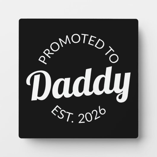 Für Daddy Est befördert. 2026 Fotoplatte (Vorderseite)