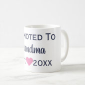 Für die Oma Navy & Pink Tasse (VorderseiteRechts)