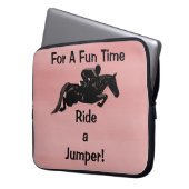 Für eine lustige Zeit, reiten Sie einen Jumper Laptopschutzhülle (Vorderseite Links)