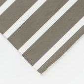 Für gemütliche Häuser – Taupe- und weiße Streifen Fleecedecke (Ecke)