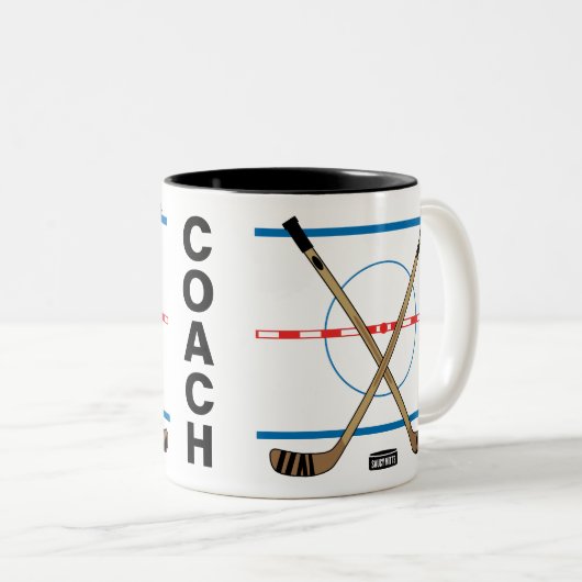 für Hockey-Coach Hockey-Sticks im Center Ice Zweifarbige Tasse (VorderseiteRechts)