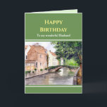 Für Husband zum Geburtstag Brügge Belgien Wasserfa Karte<br><div class="desc">Entworfen auf Aquarellmalerei einer Szene aus Brügge, mit Blick auf Häuser und eine traditionelle Brücke über den Fluss schattig durch einen Baum an der Flussseite. Brügge ist die Hauptstadt von Westflandern im Nordwesten Belgiens und zeichnet sich durch seine Kanäle, gepflasterten Straßen und mittelalterliche Architektur aus. Bitte Karo in meinem Shop...</div>