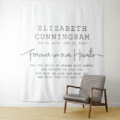 Für immer in unserem Hearts Memorial einfaches mod Wandteppich (Beispiel)