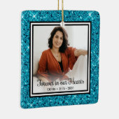 Für immer in unserem Herzen Aqua Glitzer Memorial Keramikornament (Rechts)