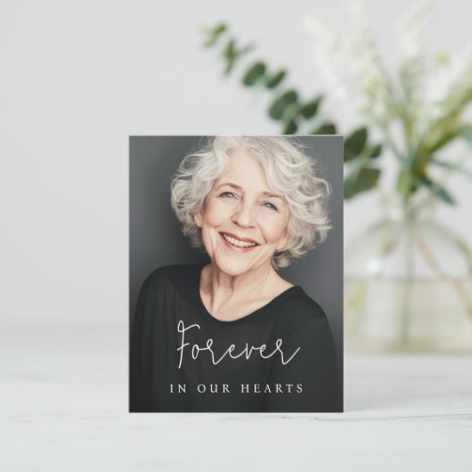 Für immer in unseren Herzen lässiges Skript Beerdi Dankeskarte (Stehend Vorderseite)