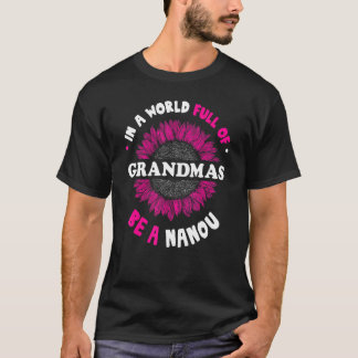 Für Nanou in einer Welt voller Grandmas sei ein Na T-Shirt