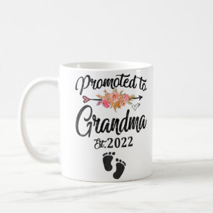 Für Oma 2022 zum ersten Mal Oma befördert  Kaffeetasse