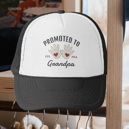 Für Oma Est-Year-Kleinkindhanddrucke befördert Truckerkappe