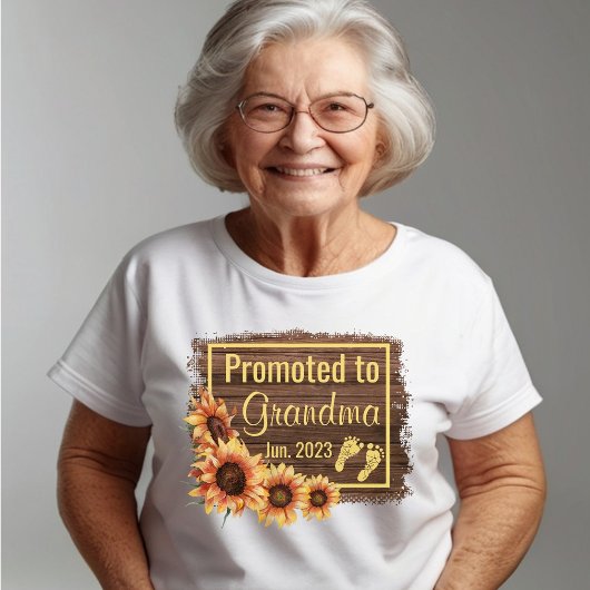 Für Oma Sonnenblumen T - Shirt befördert