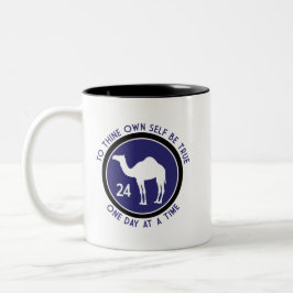 Für sich selbst wahr sein - Lila/schwarz Design Zweifarbige Tasse