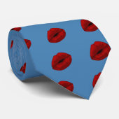 FÜR SIE, EINE ROTE, ROTE LIPS KISS ~ KRAWATTE (Gerollt)