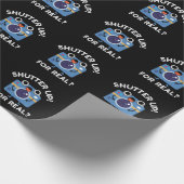 Für wirklich lustige Kameradokamera tauchen dunkle Geschenkpapier (Ecke)