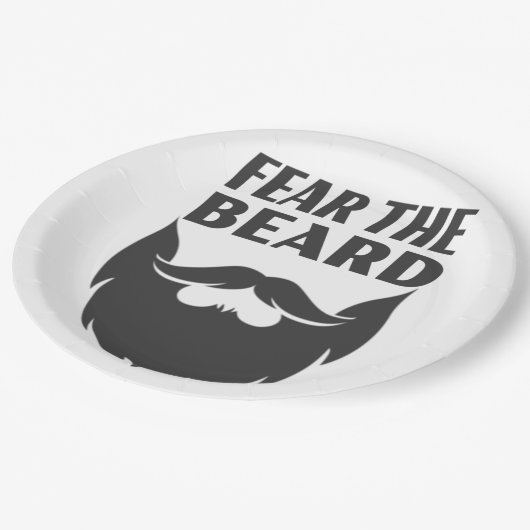 Furcht vor dem Bart Pappteller (Schrägansicht)