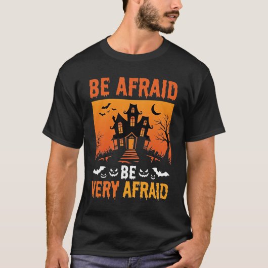 Fürchte Dich Spukhaus Halloween-Design T-Shirt (Vorderseite)