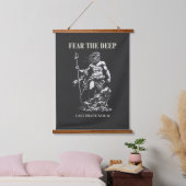 Fürchte die Tiefe – Poseidon Mythisch Wandteppich Mit Holzrahmen (Schlafzimmer)
