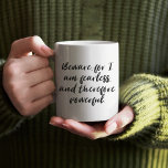 Furchtloses Frauenangebot in der modernen Skriptty Kaffeetasse<br><div class="desc">Beginnen Sie Ihren Tag mit der Ermächtigung durch diese schlanke Schwarz-Weiß-Tasse mit einer fetten, furchlosen Frauenbotschaft in der modernen Schriftzypografie. Das minimalistische Design unterstreicht die elegante Schrift, die perfekt für Frauen ist, die Kraft und Vertrauen verkörpern. Ob für den Morgenkaffee oder als Geschenk, diese Tasse dient als stilvolle Erinnerung, die...</div>