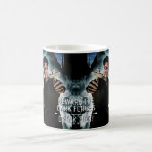 Furchtloses junges Paar Kaffeetasse (Mittel)