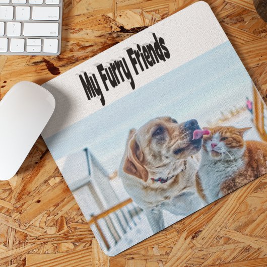 Furry Friends Cat and Dog Foto Mousepad