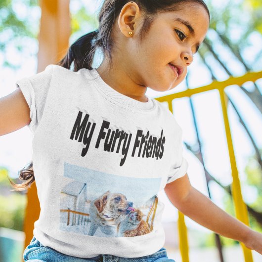 Furry Friends Cat and Dog Foto T-Shirt
