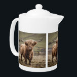 **"Furry Majestät: The Wooly Brown Highland Cow"**<br><div class="desc">Abgebildet ist eine wollig-braune Hochlandkuh</div>