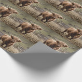 **"Furry Majestät: The Wooly Brown Highland Cow"** Geschenkpapier (Ecke)