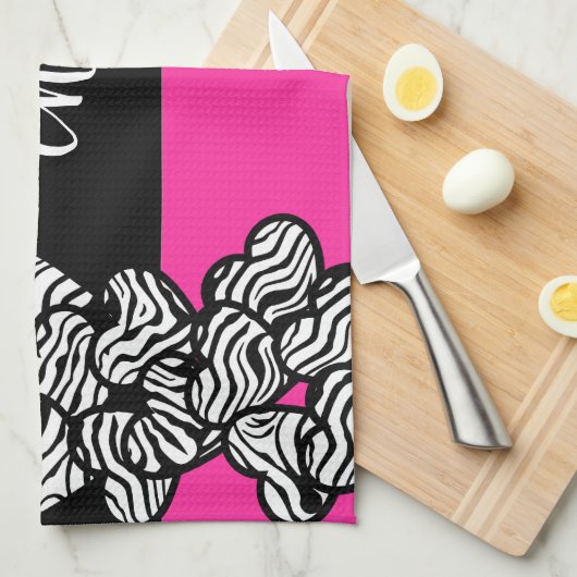 Fuschia rosa Schwarz-weißer Zebrammenname Geschirrtuch (Viertel Falte)