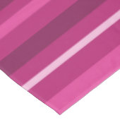 Fuschia-Streifen Tischdecke (Schrägansicht)