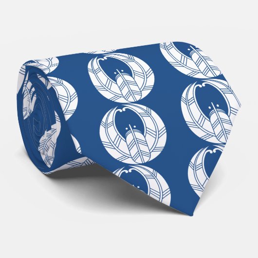 Fusen-Style Hawk Feathers Krawatte (Gerollt)