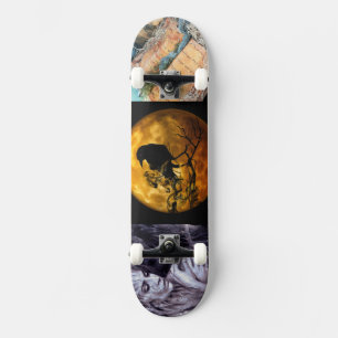 Fusion des Halloween-Wunders im Actionbild Skateboard