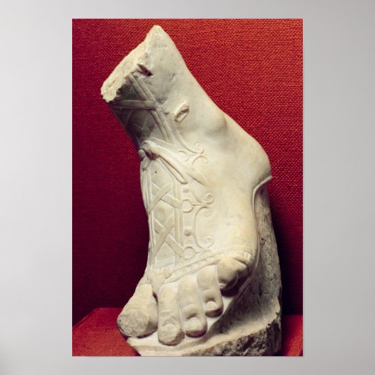 Fuß aus einer Statue Poster (Vorne)