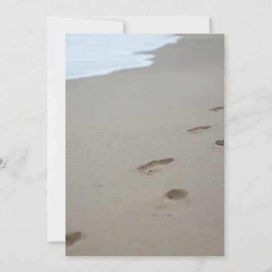 Fußabdrücke an einem weißen Strand in Mosambik Dankeskarte (Vorderseite)