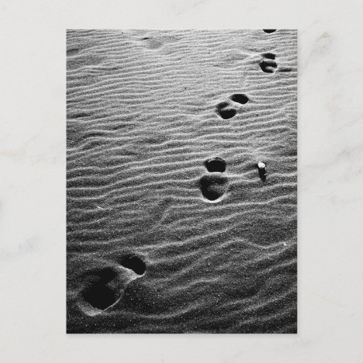 Fußabdrücke auf dem Sand Postkarte (Vorderseite)