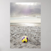 Fußball am Ballybunion-Strand Poster (Vorne)