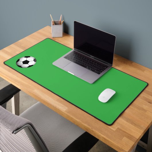 Fußball auf Grün Schreibtischunterlage (Büro 2)