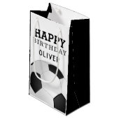 Fußball Ball Happy Geburtstag Kinder Name Kleine Geschenktüte (Vorderseite Schrägansicht)