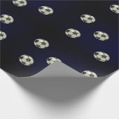 Fußball-Ball Sporty Wrapping Papier-Deep Rich Blue Geschenkpapier (Ecke)