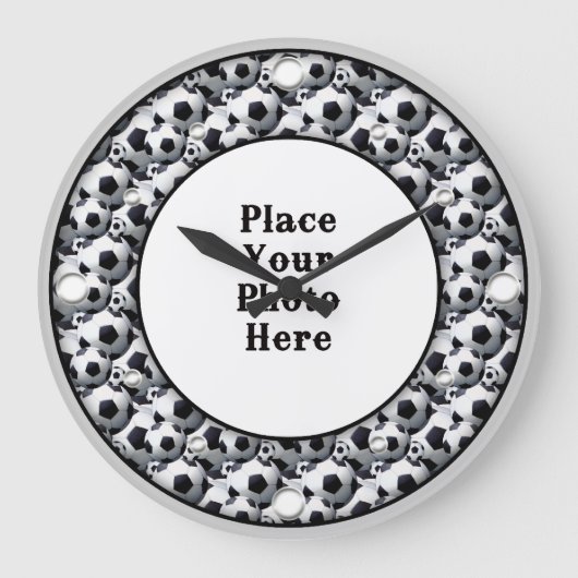 Fußball-Bälle rahmen Ihr Foto an der Wand Große Wanduhr (Vorderseite)