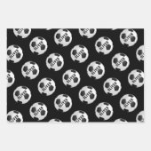 Fußball Balls Kinder Name Schwarze Weihnachten Geschenkpapier Set (Vorderseite 3)