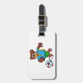 Fußball-Bären spielen Fußball im Sportraum Gepäckanhänger (Vorderseite vertikal)