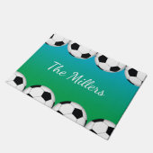 Fußball-Bauweise mit Familienname oder Monogramm Fußmatte (Schrägansicht)